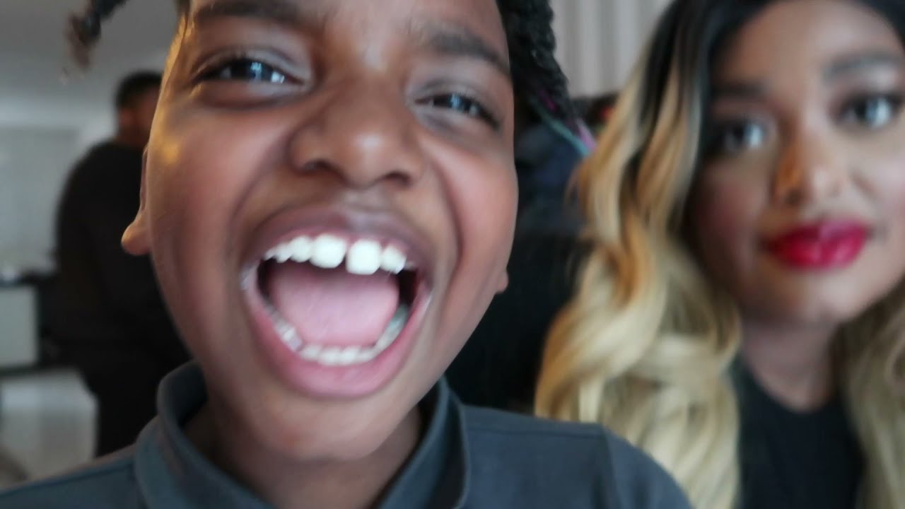 FEESTJE THUIS EN IEDEREEN IS PRETTIG GESTOORD😂 - VLOG 16