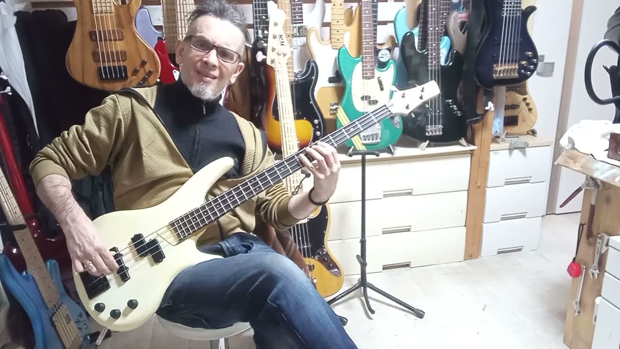 Vintage Japanese Bass Guitars: Ibanez SR600 1990 Fujigen Made BASS GUITAR REVIEW / BASS SOUND CHECK