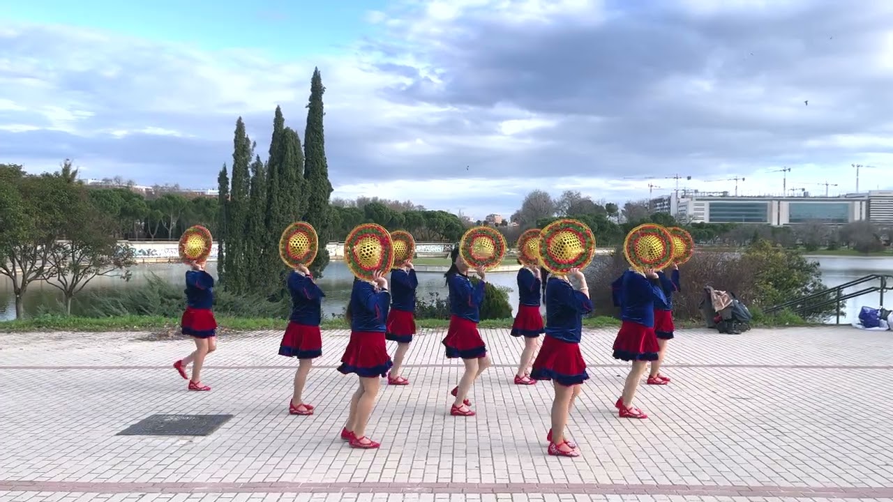 (4K纯净版）舞蹈：我在茶乡等你来（usera欢乐春节中国庙会）