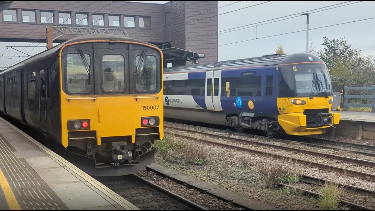 Northern Class 150 & 333 - 150007 & 333009 crossover at Wakefield Westgate (10/11/25)