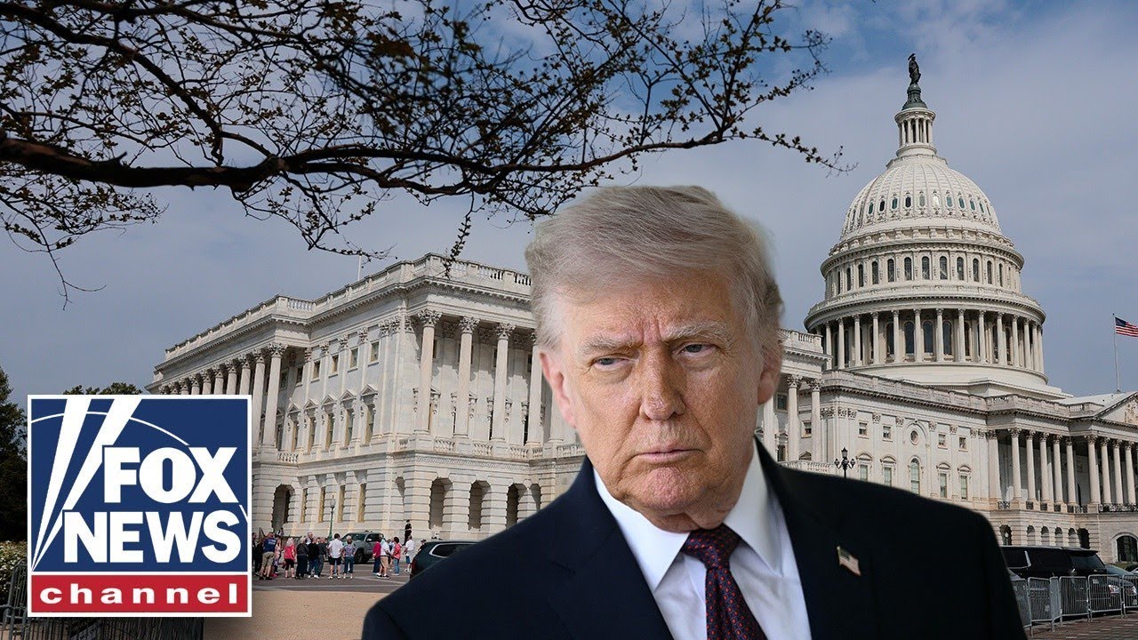 Противостояние по вопросу FISA: Трамп обрушился с критикой на скептиков из Республиканской партии...