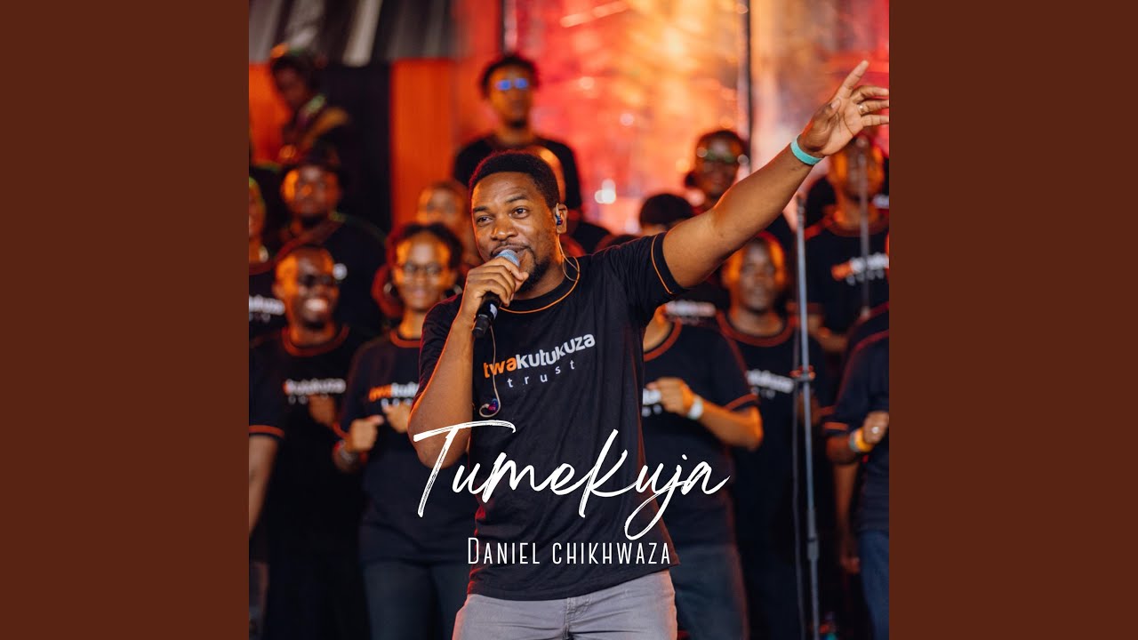 Tumekuja (Live)