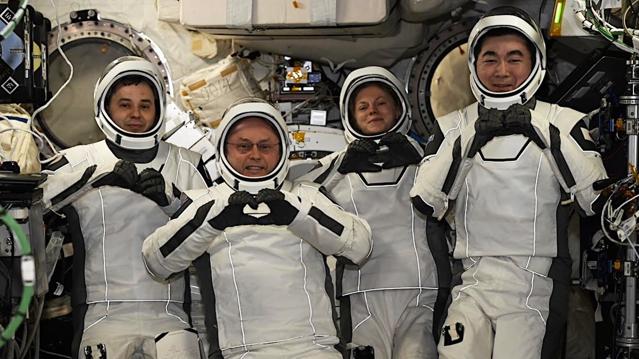Космический экипаж SpaceX Crew-11 НАСА начал первую в истории медицинскую эвакуацию с МКС, закрыв...