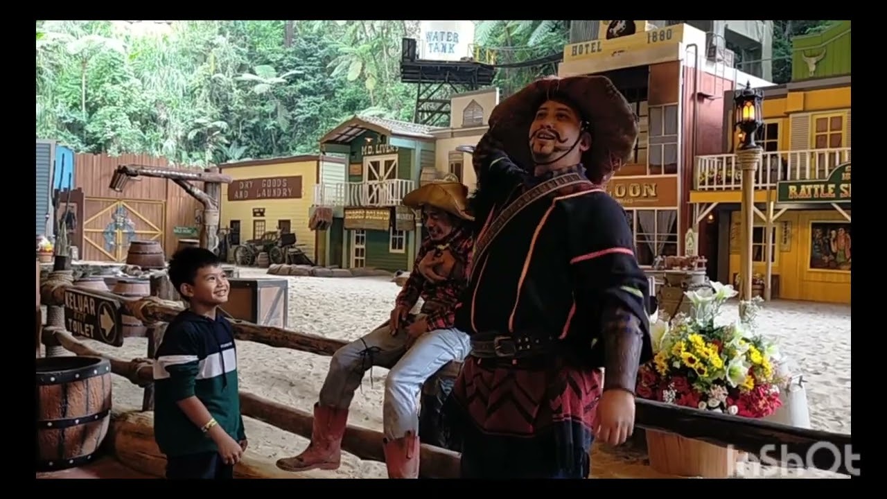 Country Road - Cowboy Show - Taman Safari Indonesia