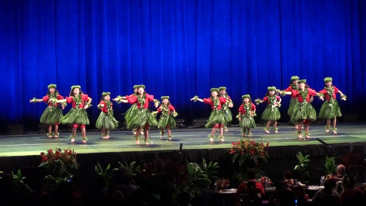 Keolalaulani Hālau 'Ōlapa O Laka ('Auana) - 2017 Queen Lili'uokalani Keiki Hula Competition
