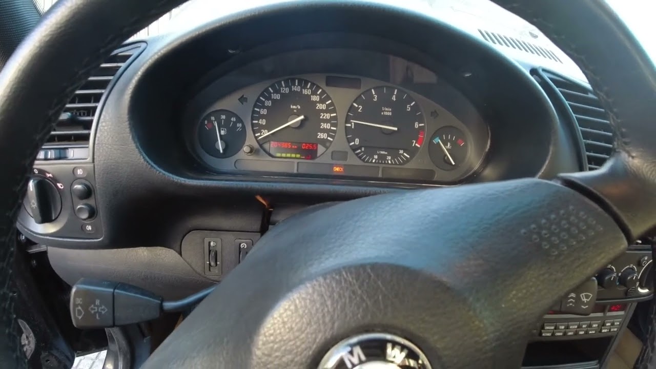 BMW 325i (e36) con MAF