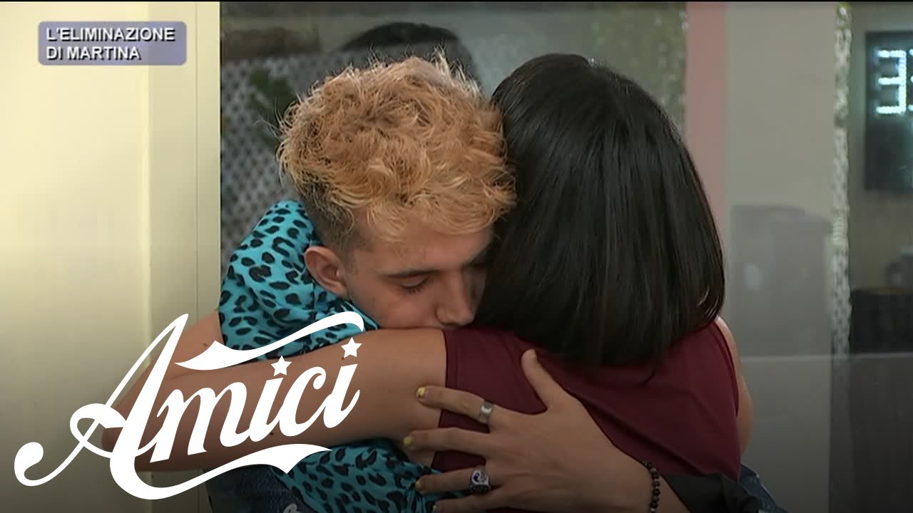 Amici 20 - Il saluto tra Martina e Aka7even