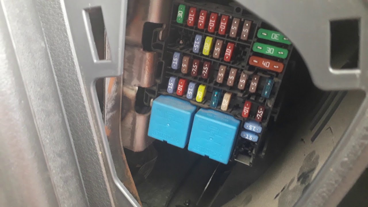Solução do problema no marcador de combustível do sandero