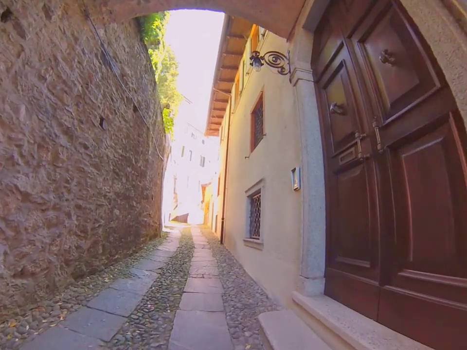 Lago d'Orta - isola San Giulio - via del Silenzio e della Meditazione - webcam - audio originale