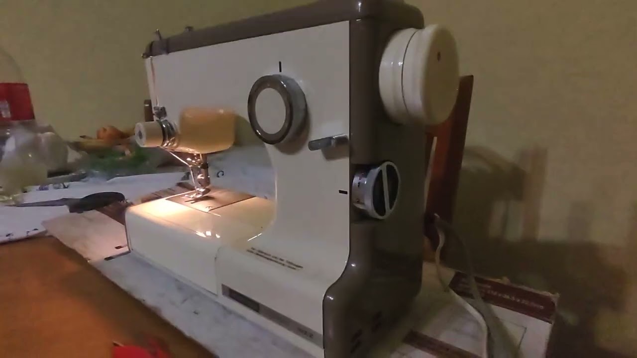 Rad masine za sivenje Privileg 720 Compact