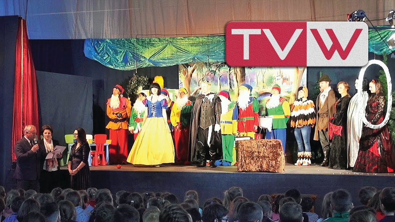 XI Rozniszewskie ostatki teatralne w szkole podstawowej - 12 luty 2018