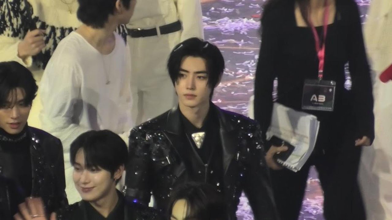 231225 SBS 가요대전 전출연진 Ending 엔하이픈 성훈 직캠 ENHYPEN SUNGHOON focus