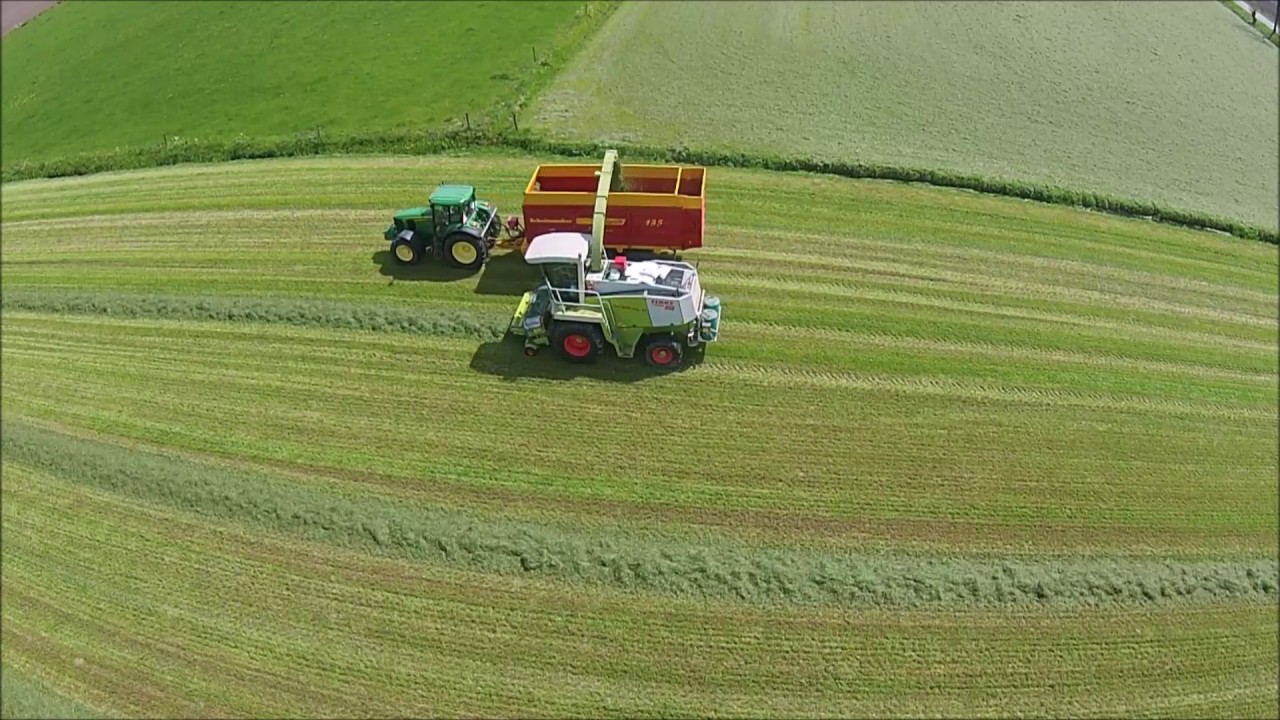 Grashakselen 2017 | Claas Jaguar 880 en John Deere's