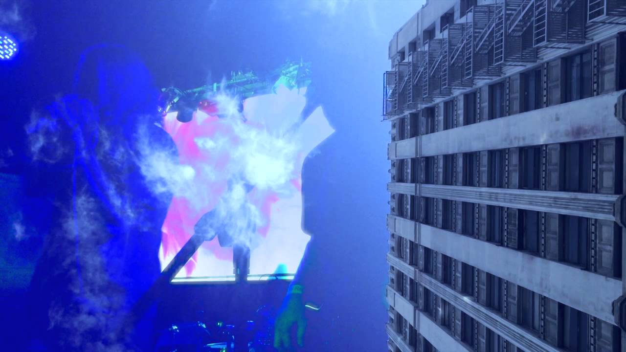 Magic Bronson - Clouds (Music Video)