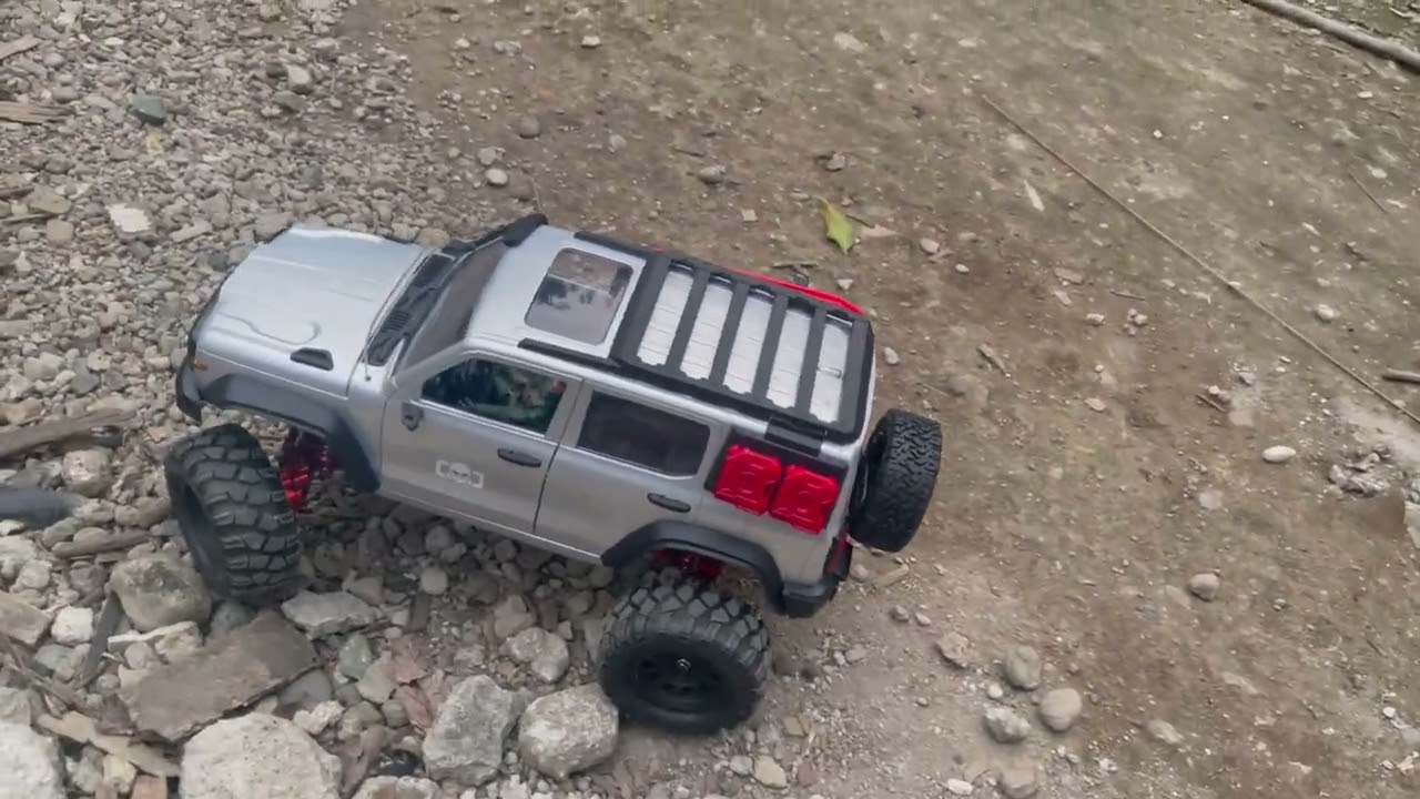 MN300 Crawler