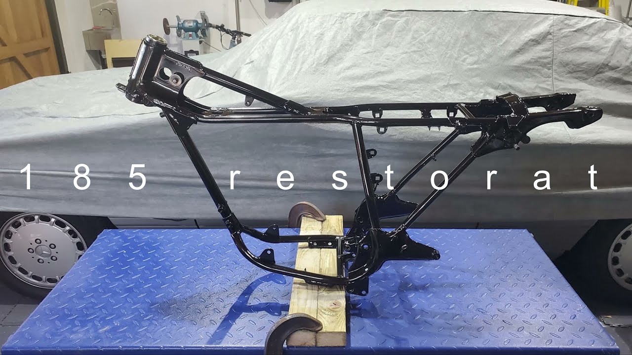 Suzuki GT185 Restoration UK Part 2 - Assembly Starts