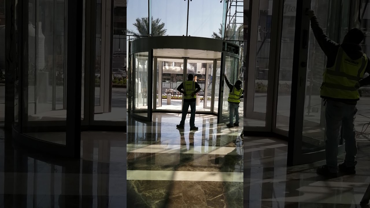 Revolving Door (assa abloy)