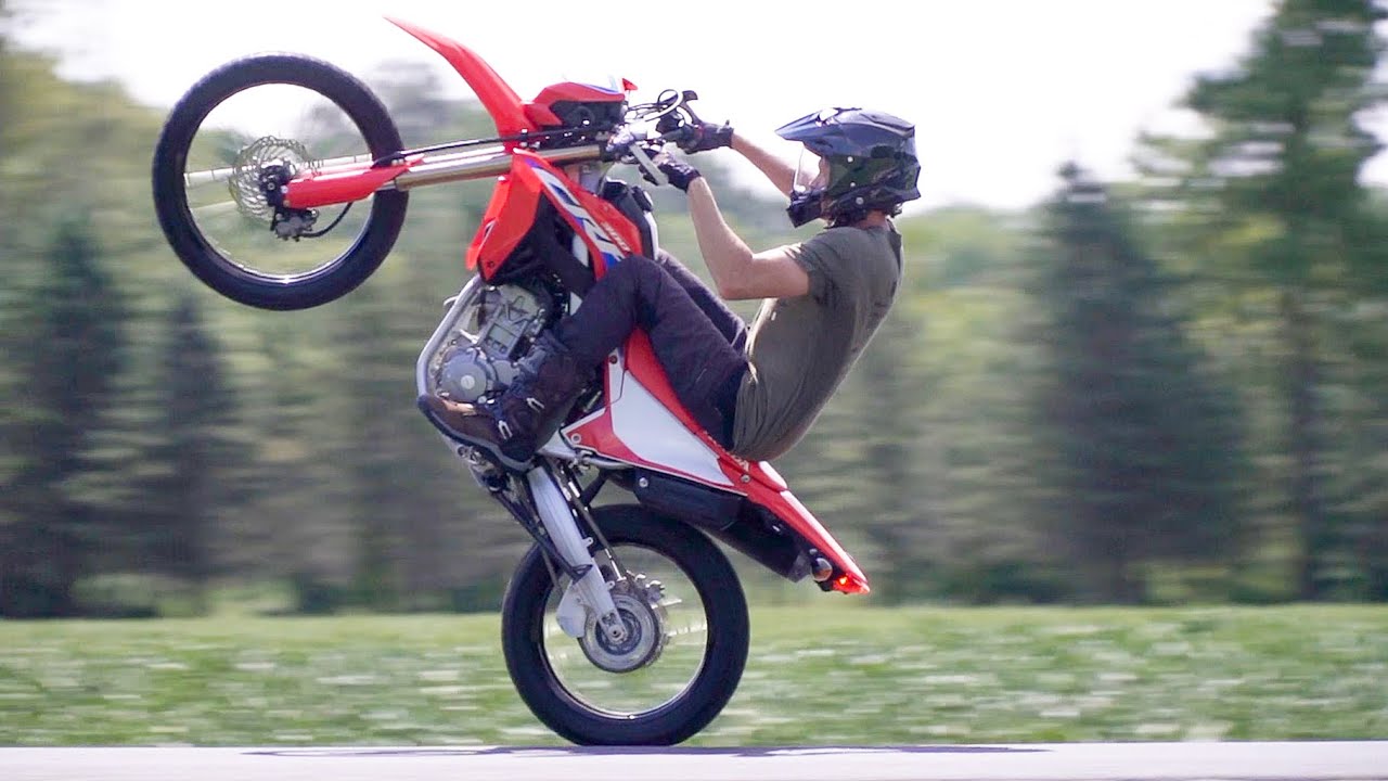 How To Wheelie a Motorcycle in 3 EASY steps.. (CRF300L Dual Sport Tutorial)