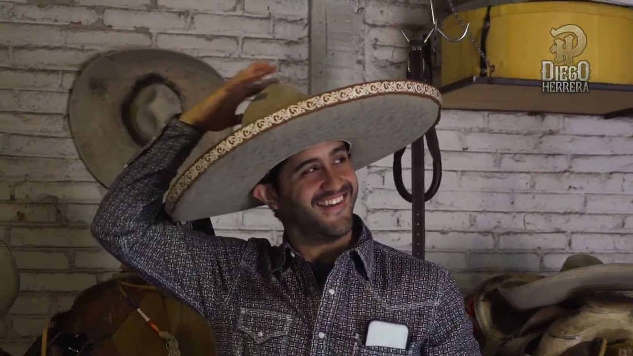 El día que mi compa Joss Favela se hizo charro!! 👌🏻🐴😃🤣