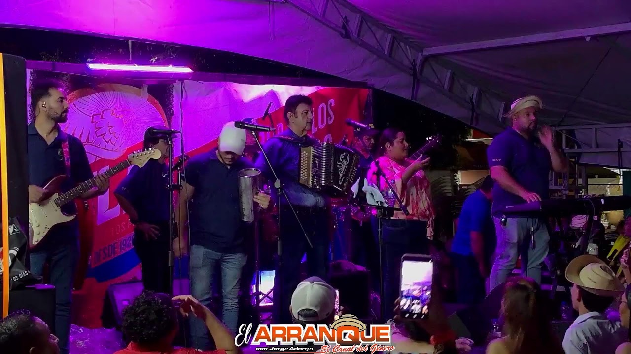 OSVALDO AYALA Y DARIO PITTY ANTESALA AL DESFILE DE LAS 1000 POLLERAS LAAS TABLAS 2026 PLAZA PRAGA