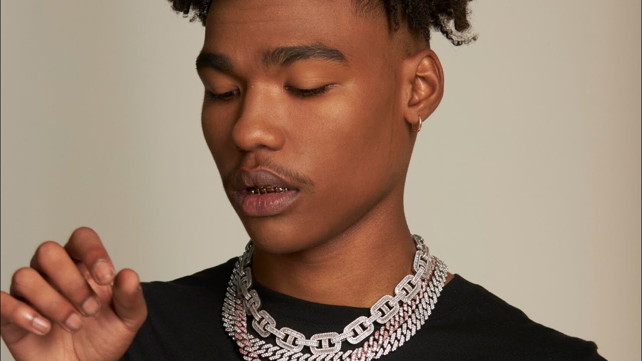 LUCASRAPS Exposed For Rocking fake Diamonds 