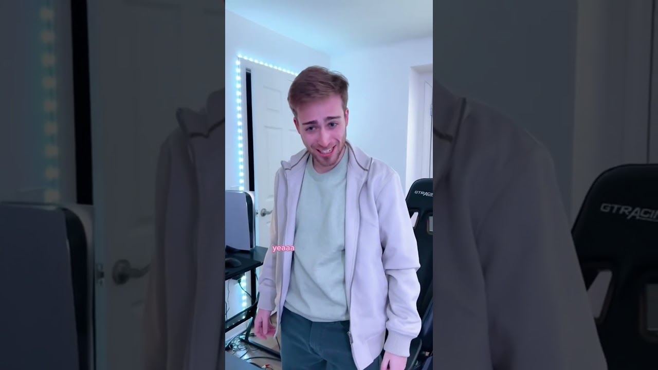 Surprising My Boyfriend With A SPICY FIT While He&rsquo;s Gaming #shorts