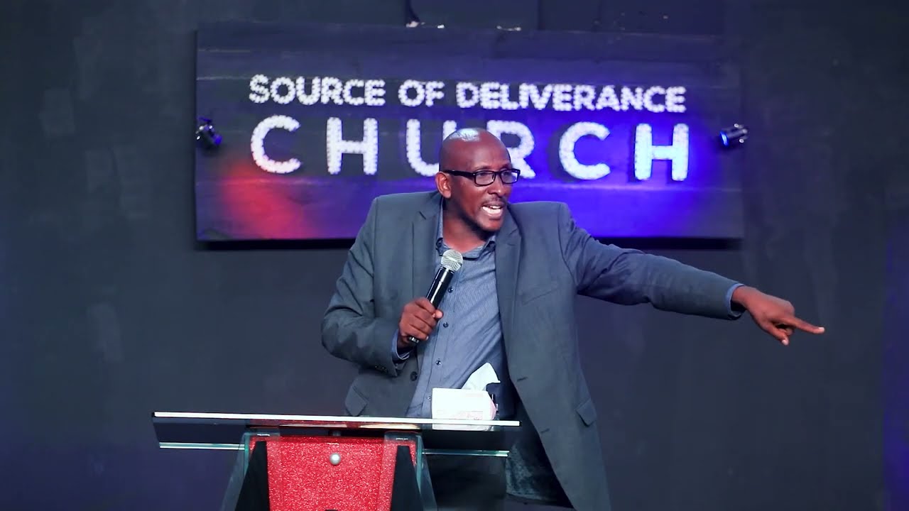 Pastor RWEGURA - IMANA  ISHAKA KO DUSENGA AMASENGESHO AYIFITIYE INYUNGU