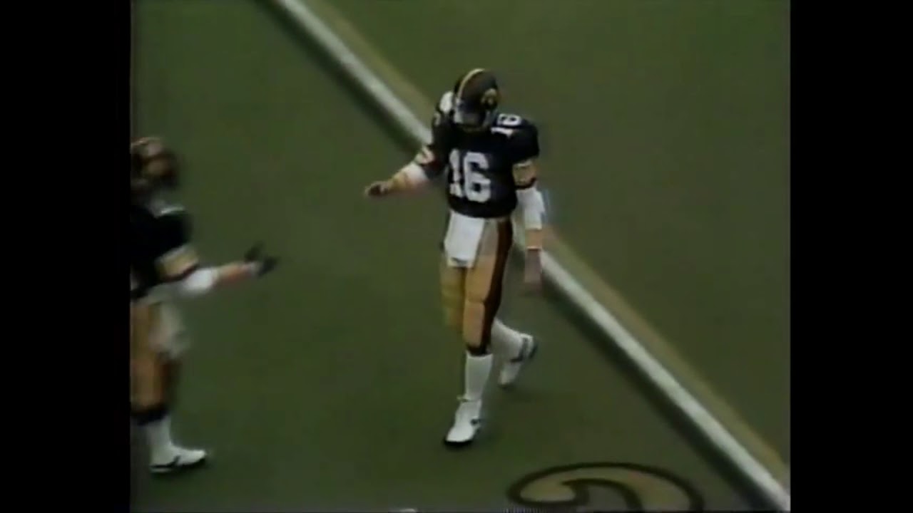 1985 Illinois at #6 Iowa Highlights