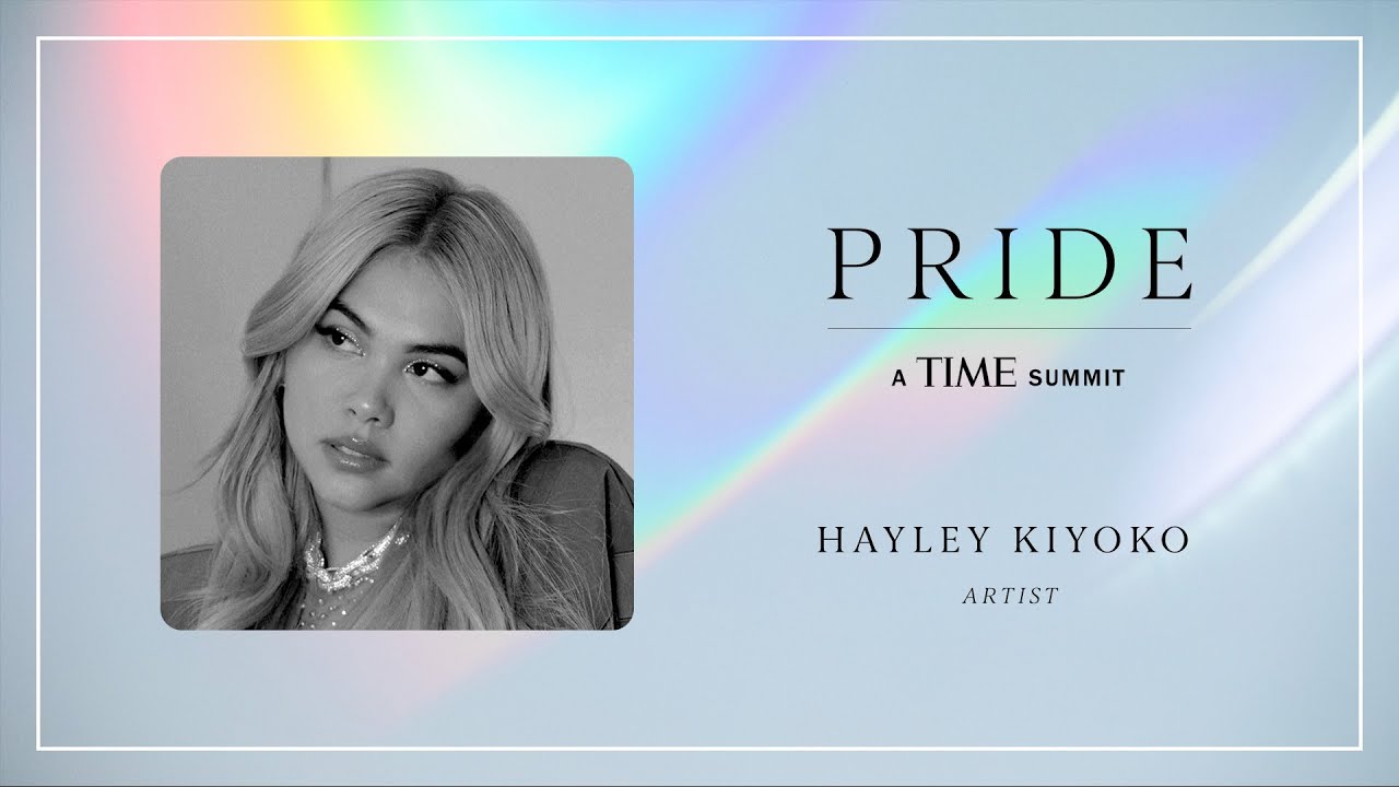 Hayley Kiyoko Performs 