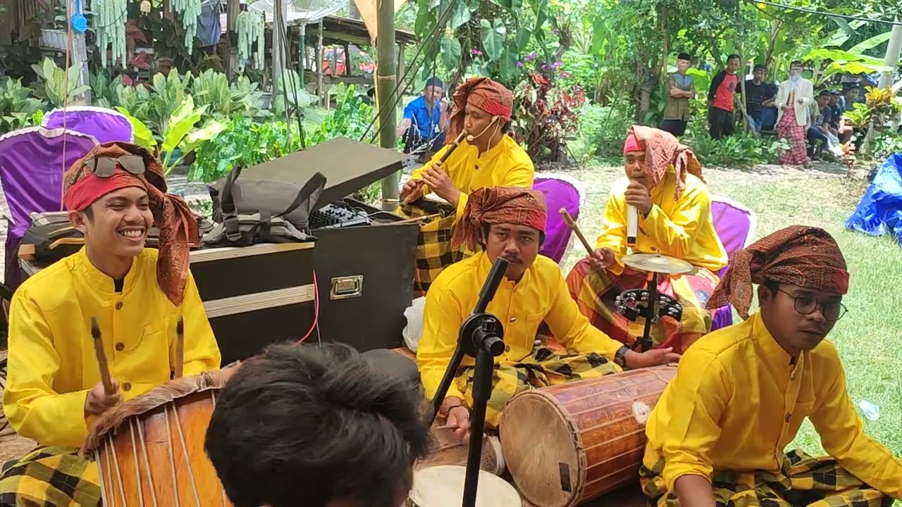 4 ETNIS sanggar seni KAWALI soppeng