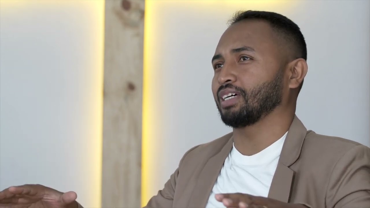 MAMPANDROSO ANAY Extrait Worship Session du 02 décembre 2023🎥 Réalisation : Lumahee films