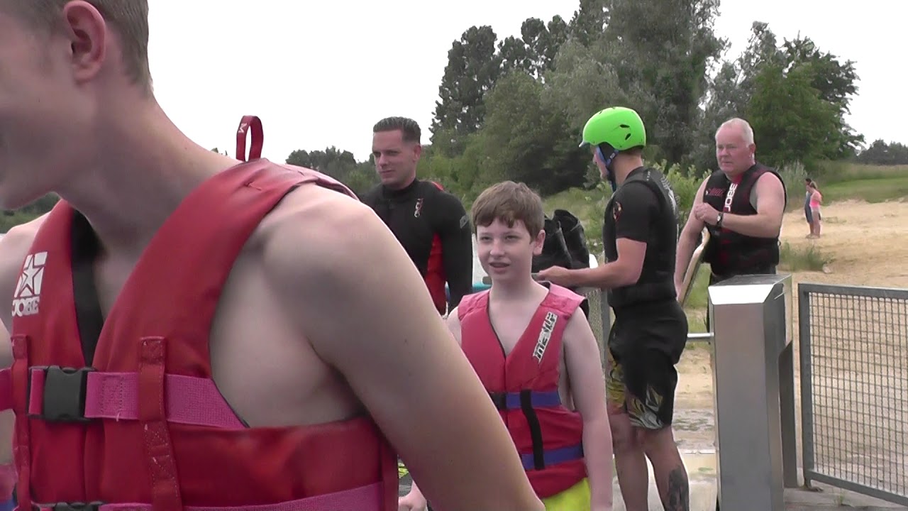 Wakeboarden Wasserski Heede Bluebay Sporting