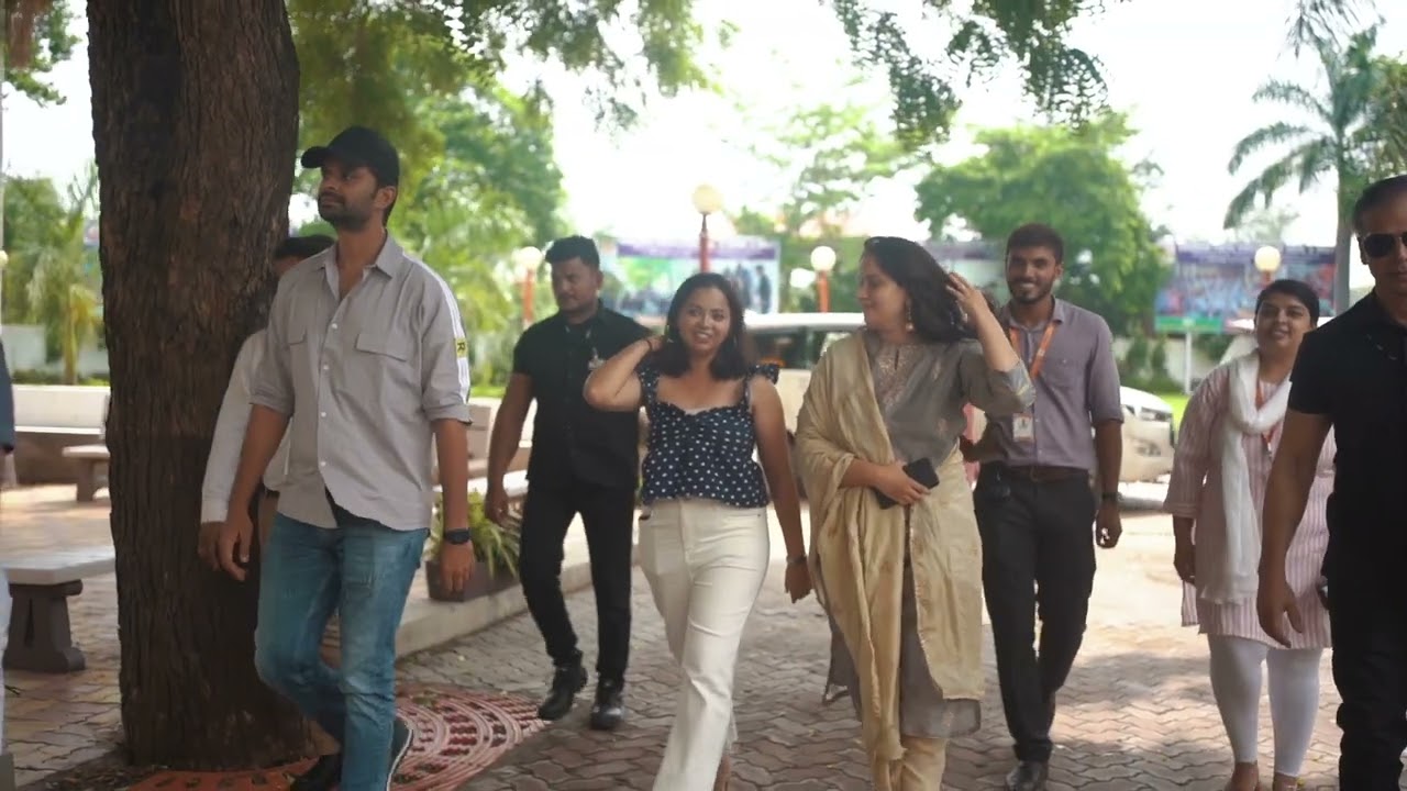 Raado Promotion - Anand | Yash Soni | Tarjanee Bhadla | Nikita Sharma | Ananta Businesscorp