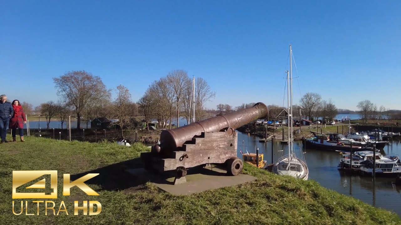 4K Woudrichem - Loevestein Castle - Walking Video - The Netherlands 🇳🇱