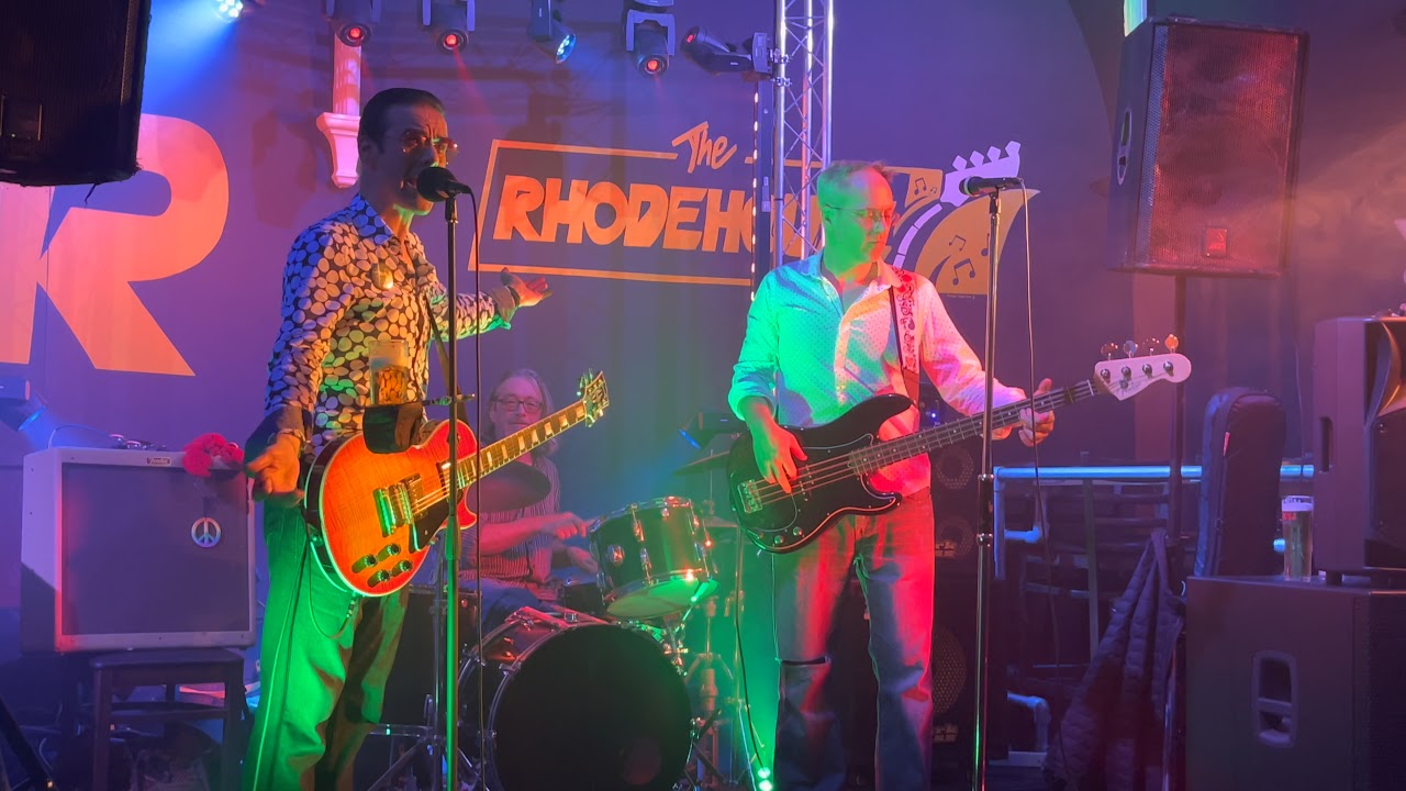 The Melvin Hancox Band - Three Lobsters (Freebird)