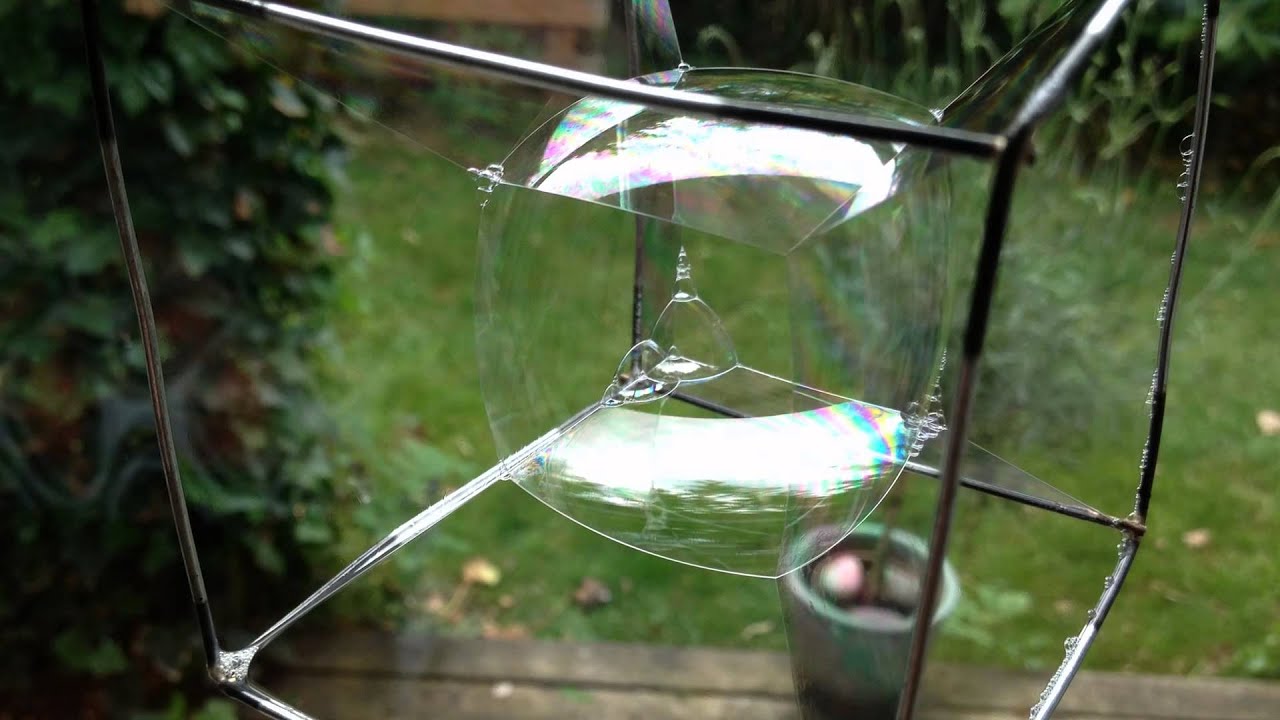 The great arch and soap bubbles