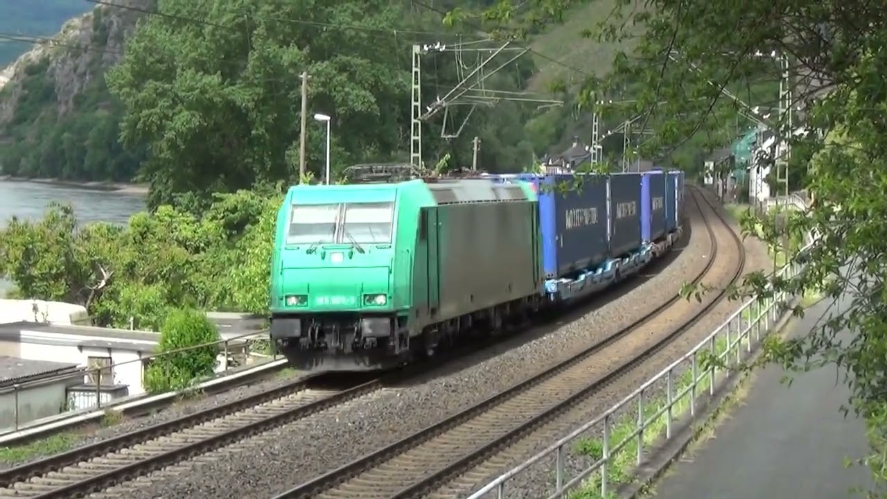 Treinen langs de Rijn - Züge entlang des Rheins. SWEG, DBAG, MRCE, Crossrail, SBB, Schienenbus,....