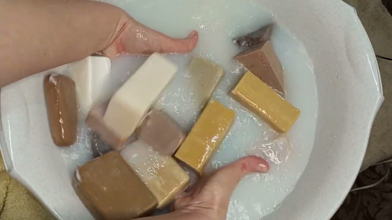 Много любимых кусочков хозяйственного мыла 🧼🧼💞