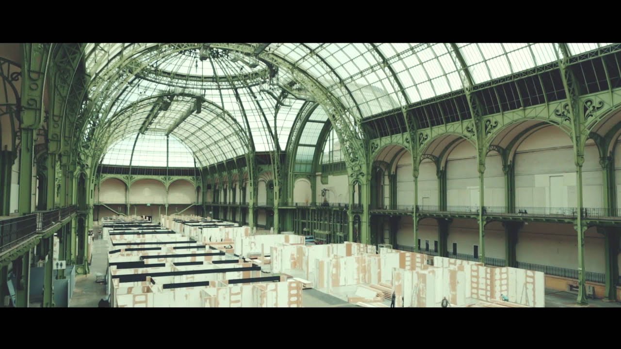 L'installation du salon R&eacute;v&eacute;lations 2015 au Grand Palais