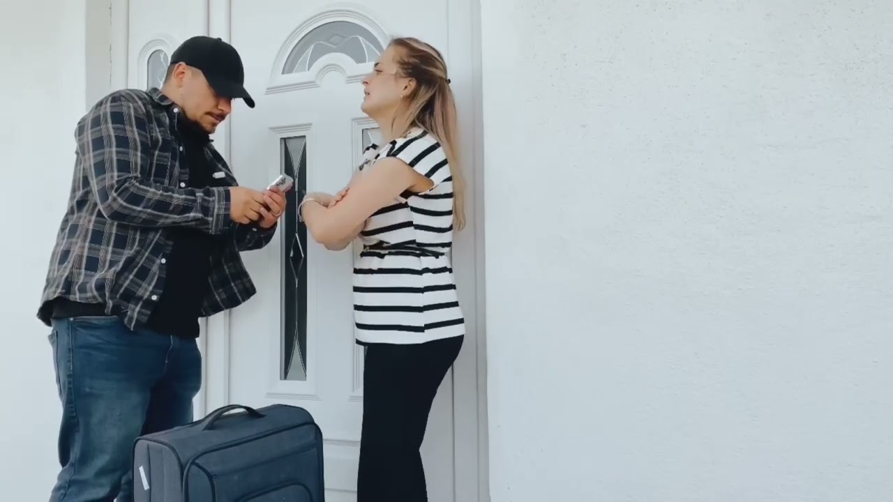 Xhela & Linda - Befasi - Une te Vllau ne Kosovë , Vllau te une ne Germany , Franci ( Humor )