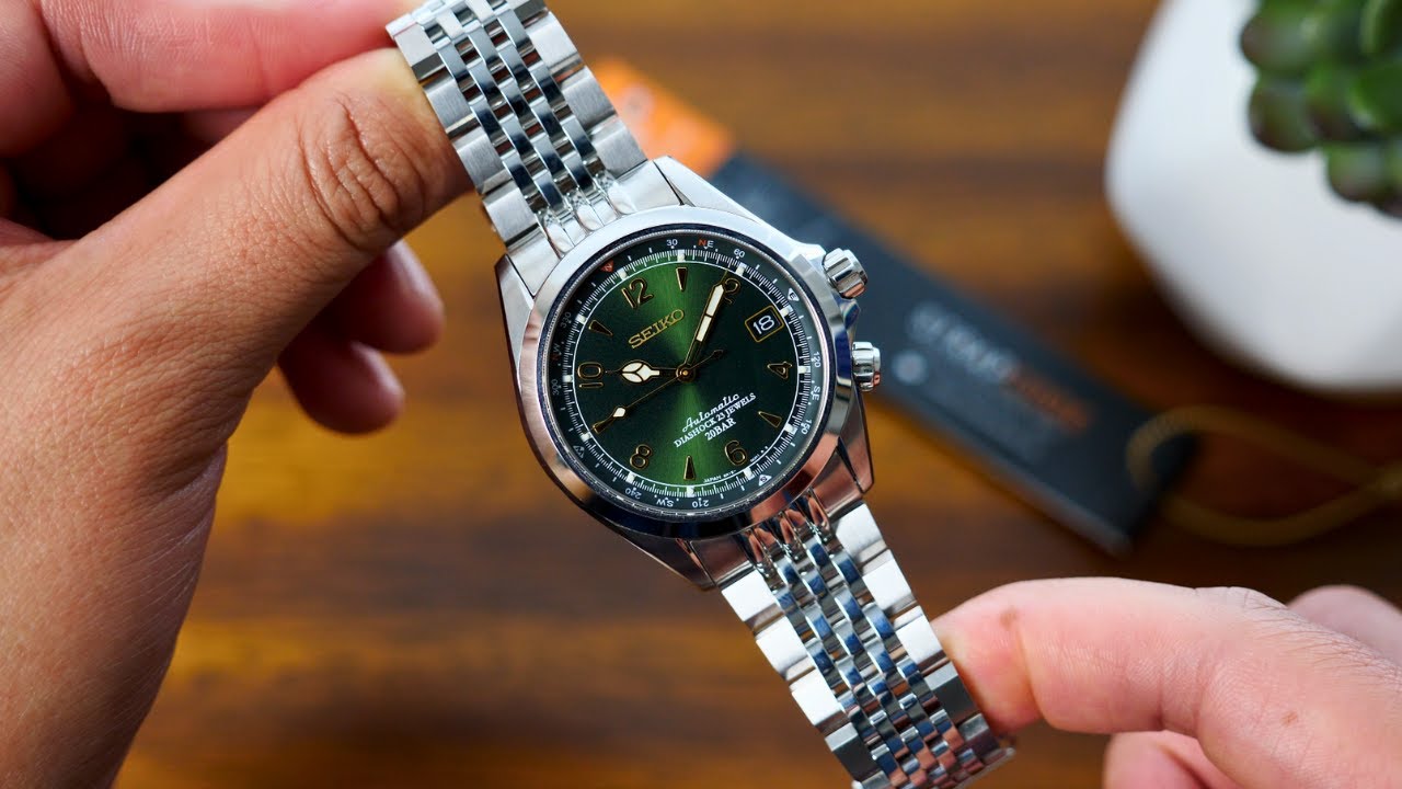 Seiko Alpinist SARB017 - Strapcode Asteroid Bracelet