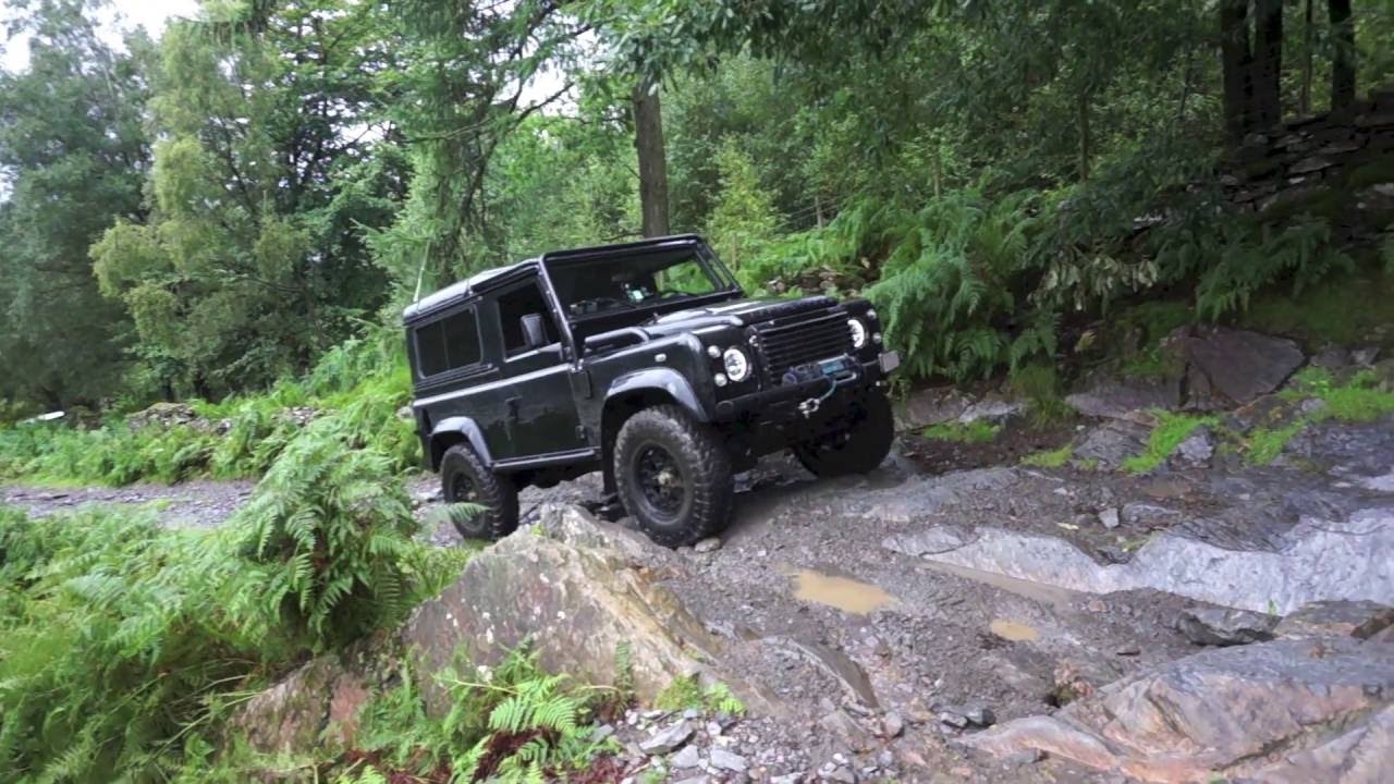 Yorkshire 4x4 coast to coast. Land-Rover Defender 90