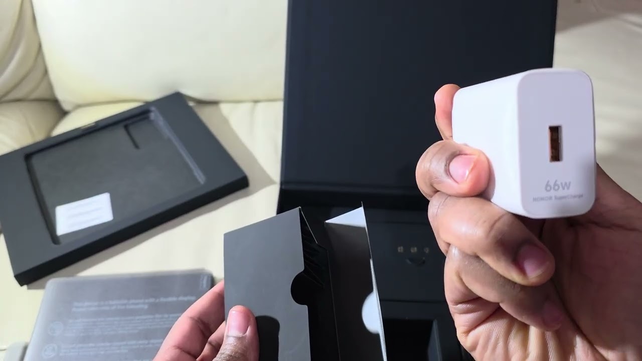 Honor Magic V2 Unboxing 