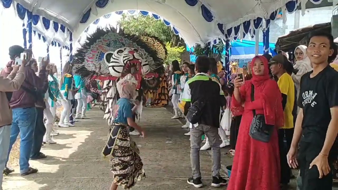 Barongan Maha dewa Mbabar Acara Sunatan 
