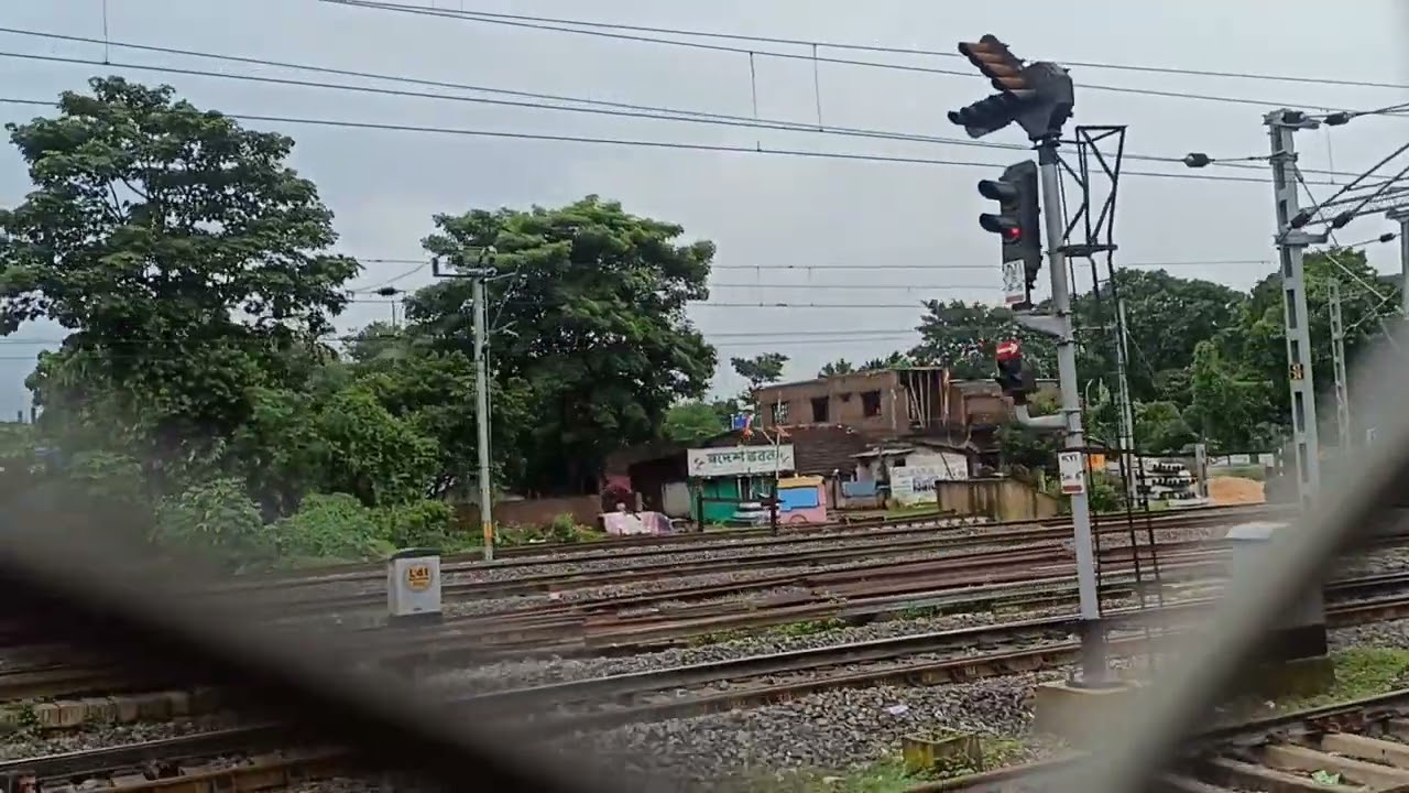 Journey In Local train as 31519 UP Sealdah Shantipur Local train