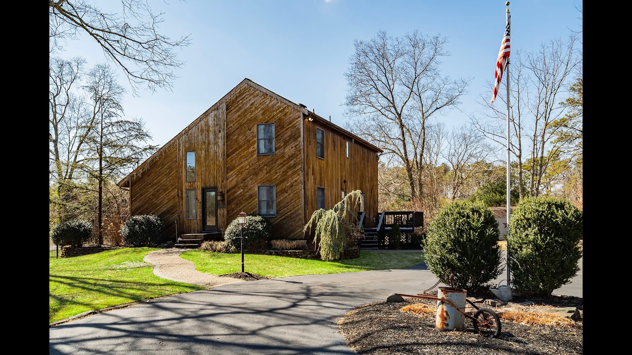 674 Oak Glen Road