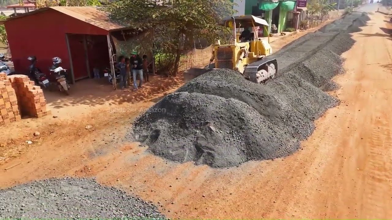 Next Area! Komatsu Bulldozer Spreading Gravel with Dump Truck Heavy Machinery Road Base Construction