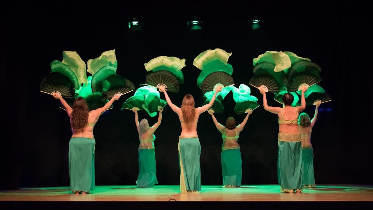 “Simbad’s Odissey” Double fan veils Bellydance choreography.