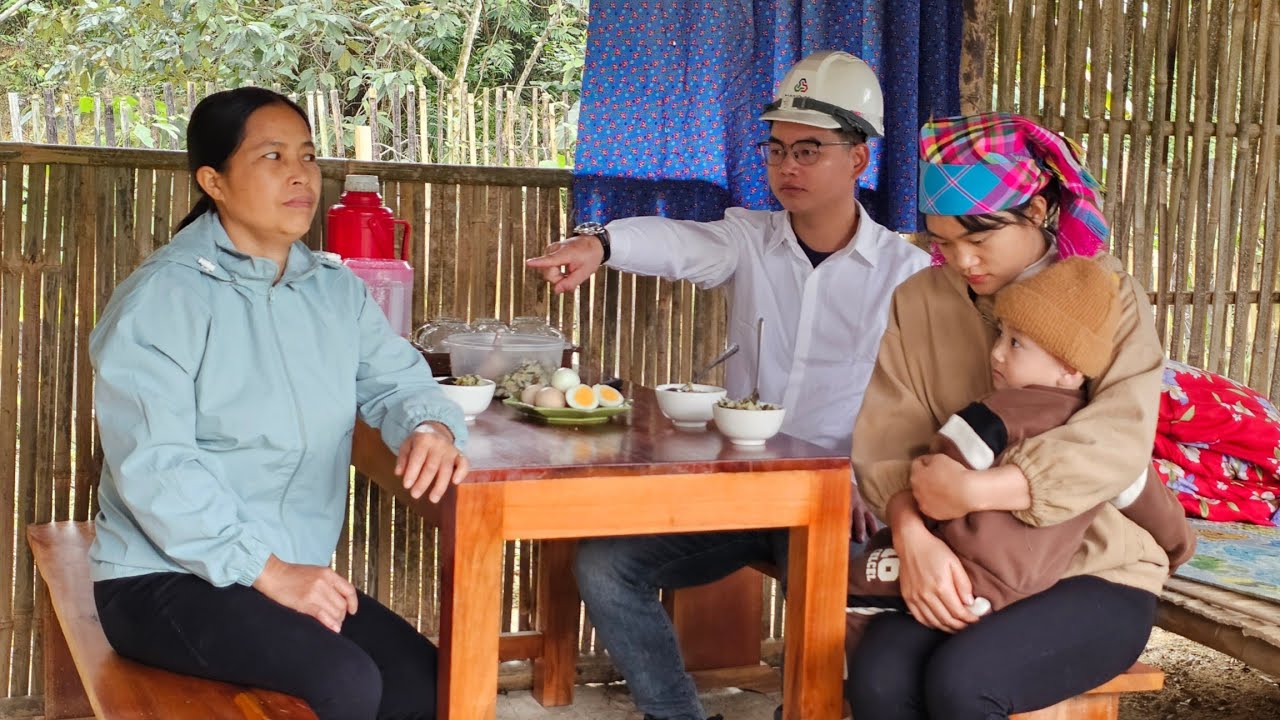 A 17-year-old girl picks eggs in the forest to sell - her cruel mother-in-law comes to cause trouble