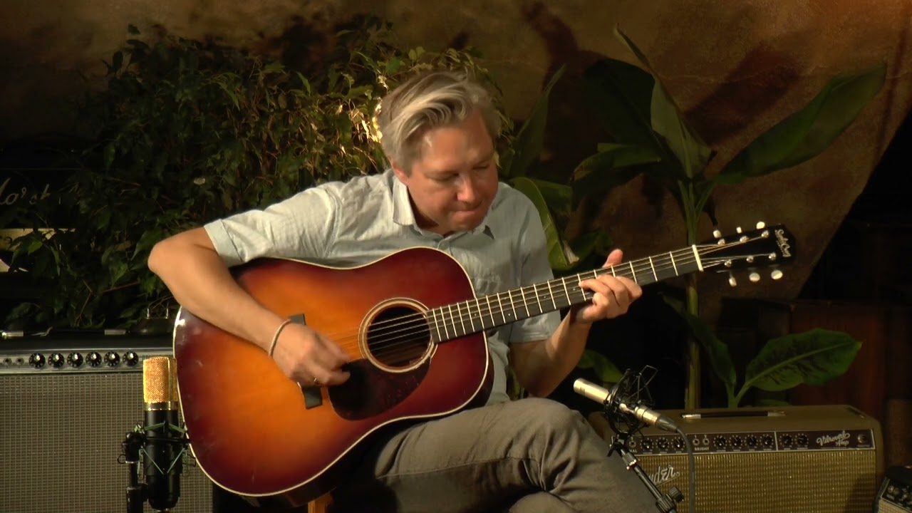 Santa Cruz Vintage Jumbo from 2012 presented by Vintage-Guitar Oldenburg and Tobias Hoffmann